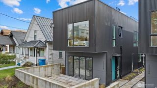 1114 26th Avenue #A, Seattle, WA 98122