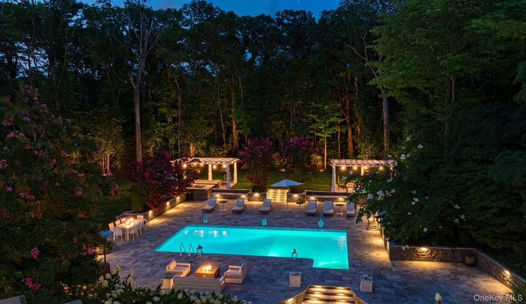 9 Godfrey Lane, Huntington, NY 11743 — exterior