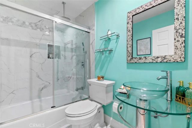 8515 Petaluma, Sun Valley, CA 91352