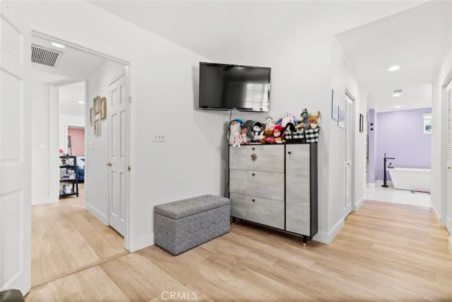 8515 Petaluma, Sun Valley, CA 91352