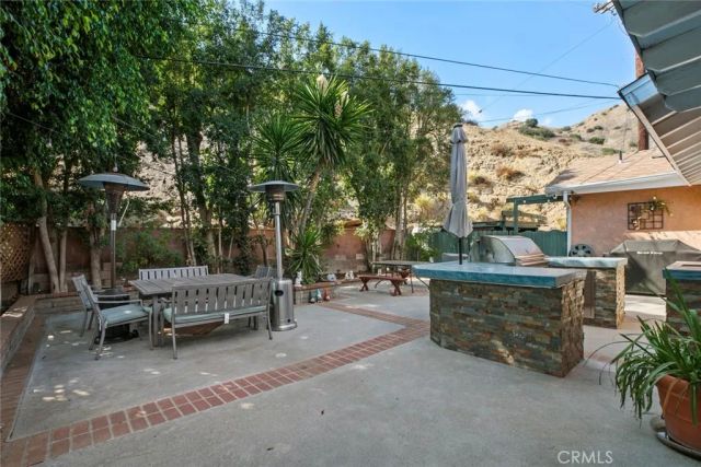 8515 Petaluma, Sun Valley, CA 91352