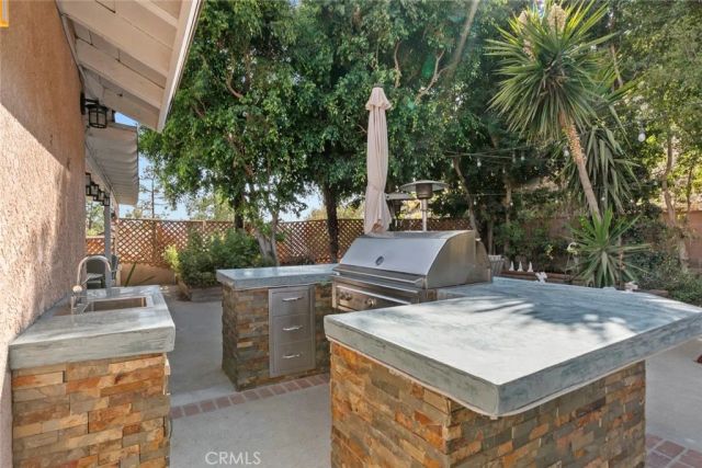 8515 Petaluma, Sun Valley, CA 91352