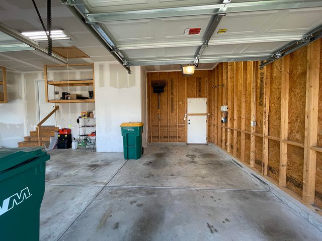 1202 N Oak St, Goddard, KS 67052