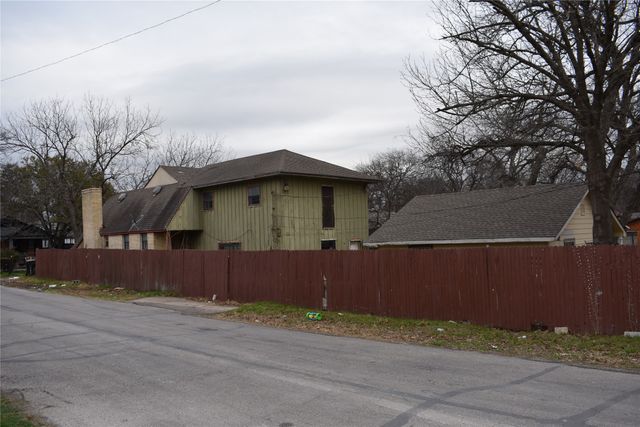 1801 Michigan Avenue, Dallas, TX 75216