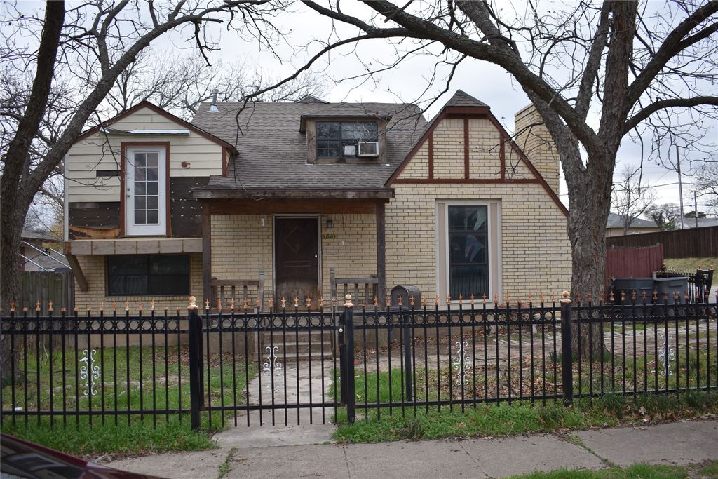 1801 Michigan Avenue, Dallas, TX 75216