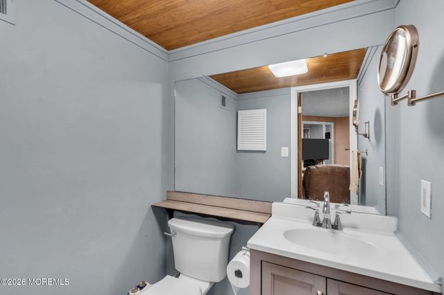 5 Hickory Hill Road, Jackson, NJ 08527