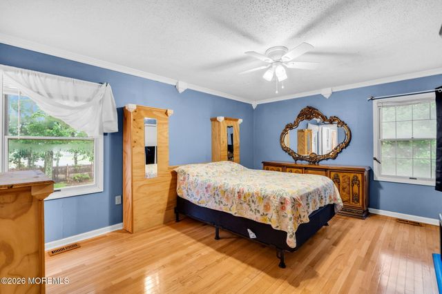 5 Hickory Hill Road, Jackson, NJ 08527