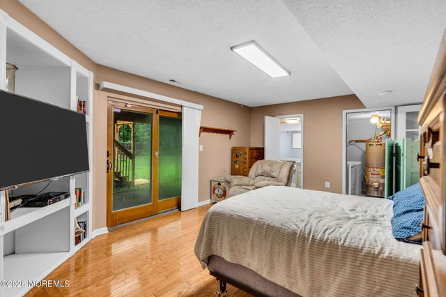 5 Hickory Hill Road, Jackson, NJ 08527