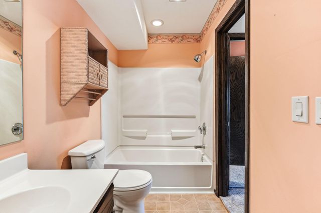 13857 78th Place N, Maple Grove, MN 55311