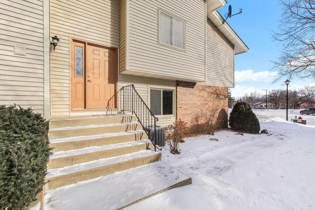 13857 78th Place N, Maple Grove, MN 55311