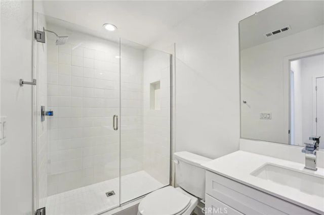 157 N First Avenue, Upland, CA 91786