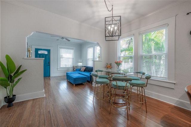 1010 E CURTIS STREET, Tampa, FL 33603