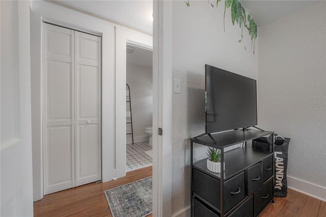 1010 E CURTIS STREET, Tampa, FL 33603