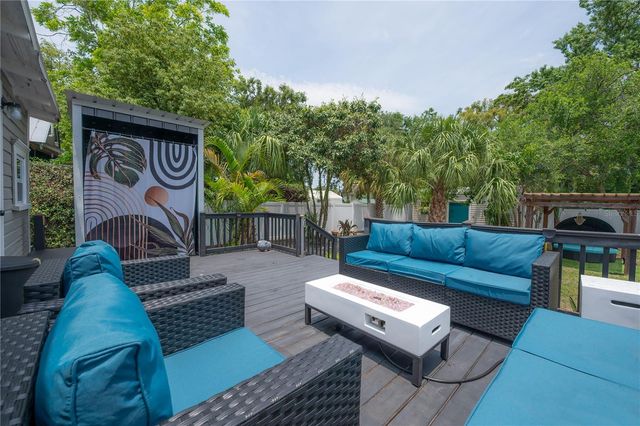 1010 E CURTIS STREET, Tampa, FL 33603