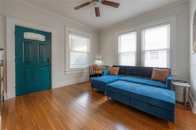 1010 E CURTIS STREET, Tampa, FL 33603