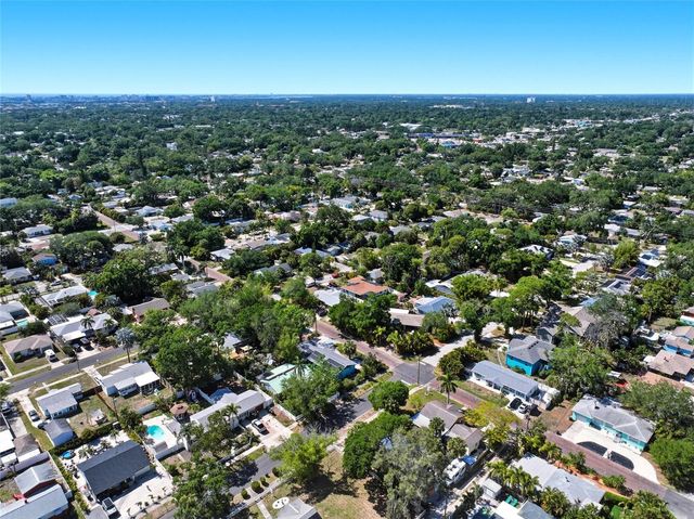 4624 27TH AVENUE S, Gulfport, FL 33711
