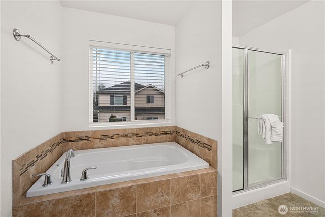 1752 42nd Street NE, Auburn, WA 98002