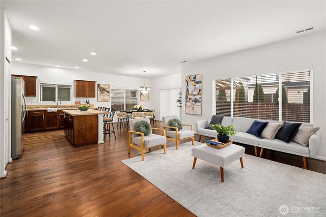 1752 42nd Street NE, Auburn, WA 98002