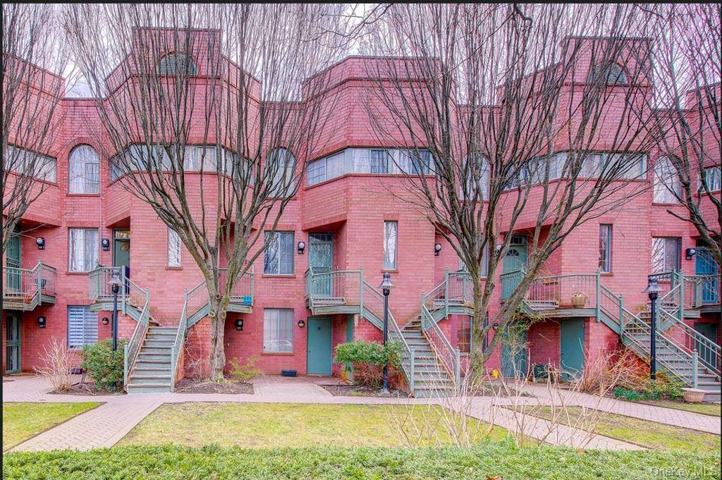 588 Louisiana Avenue 3, Brooklyn, NY 11239