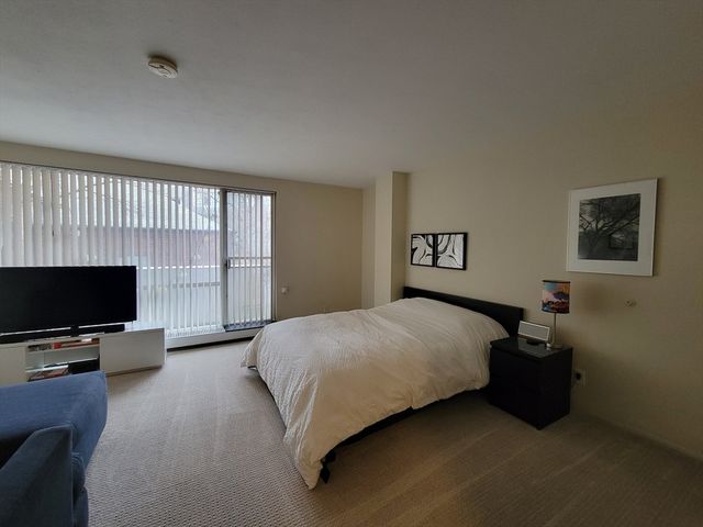 29 Concord Avenue 208, Cambridge, MA 02138