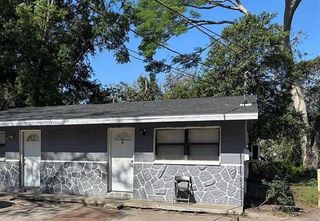 10022 N LANTANA AVENUE B, Tampa, FL 33612