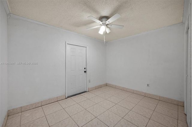 210 E 59th St, Hialeah, FL 33013
