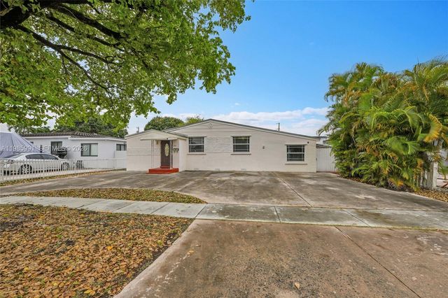 210 E 59th St, Hialeah, FL 33013