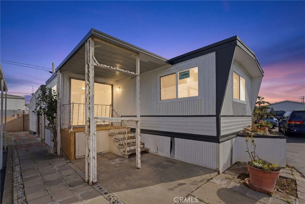 1660 Whittier 29, Costa Mesa, CA 92627 — photo 2