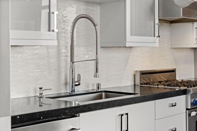 88 E San Fernando Street 1905, San Jose, CA 95113