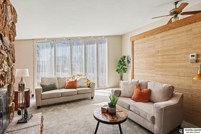 6700 S Bermuda Drive, Lincoln, NE 68506