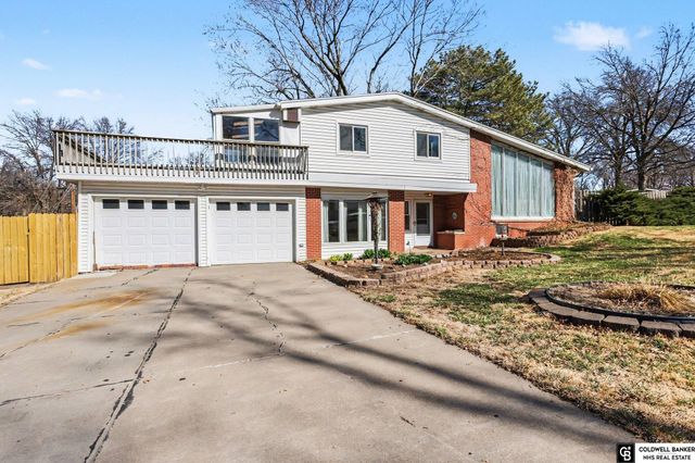 6700 S Bermuda Drive, Lincoln, NE 68506