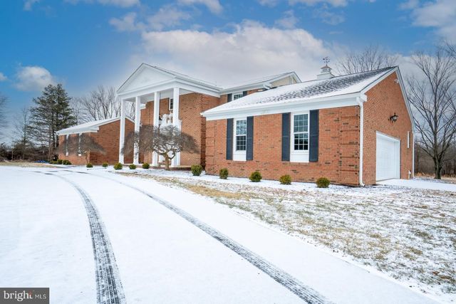 150 WINDSOR RD, Robbinsville, NJ 08691