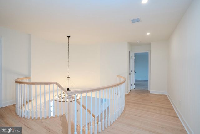 150 WINDSOR RD, Robbinsville, NJ 08691