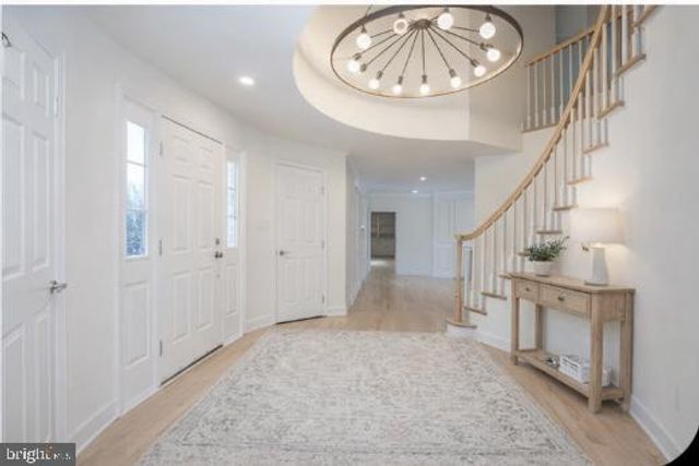 150 WINDSOR RD, Robbinsville, NJ 08691