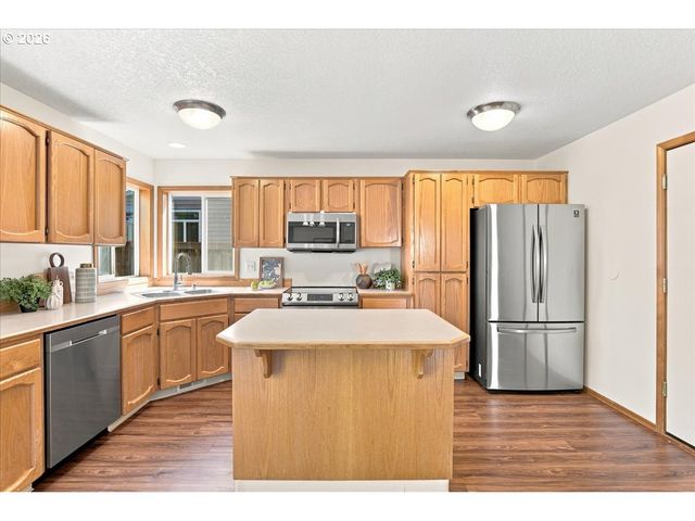 512 Nw 147TH St, Vancouver, WA 98685