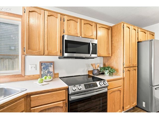 512 Nw 147TH St, Vancouver, WA 98685
