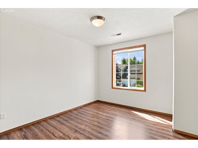 512 Nw 147TH St, Vancouver, WA 98685