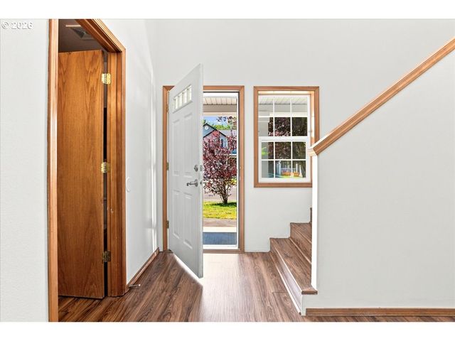 512 Nw 147TH St, Vancouver, WA 98685