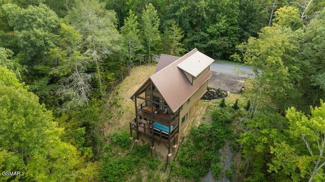 1920 Smoky Cove Road, Sevierville, TN 37876