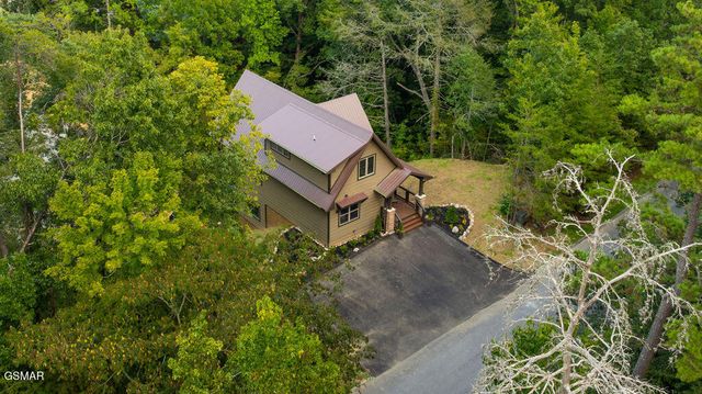 1920 Smoky Cove Road, Sevierville, TN 37876