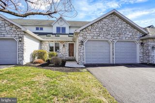 2644 FAIRWAY DR #2644, York, PA 17402