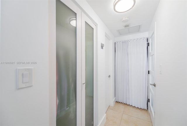 1980 S Ocean Dr 4B, Hallandale Beach, FL 33009