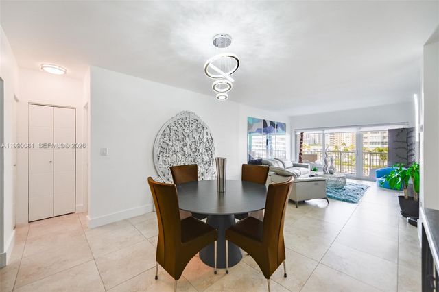 1980 S Ocean Dr 4B, Hallandale Beach, FL 33009