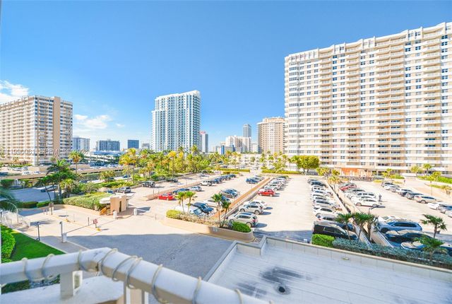 1980 S Ocean Dr 4B, Hallandale Beach, FL 33009