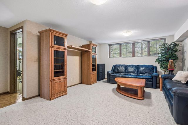 6704 Dovre Drive, Edina, MN 55436