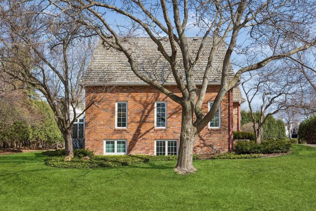 6704 Dovre Drive, Edina, MN 55436