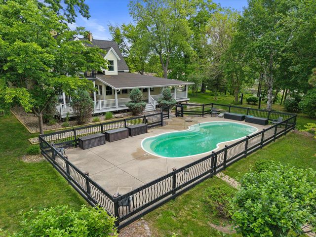 3609 Waterbury LANE, Racine, WI 53403