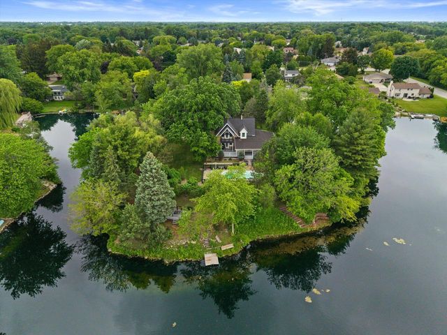 3609 Waterbury LANE, Racine, WI 53403