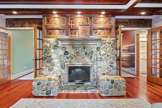 3609 Waterbury LANE, Racine, WI 53403