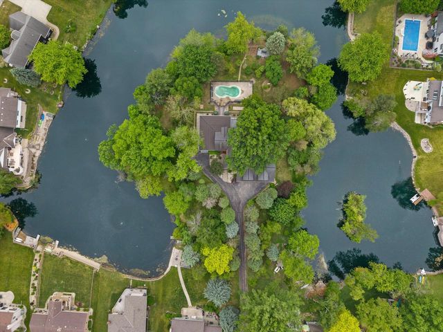 3609 Waterbury LANE, Racine, WI 53403
